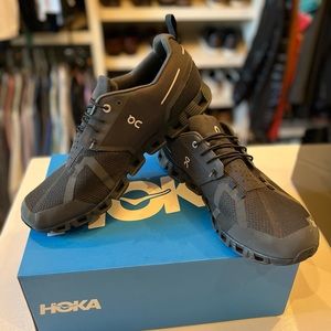 Mens On Cloud Running shoes